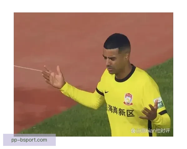阿兰重返中超后成功入选中国男足国家队引发热议